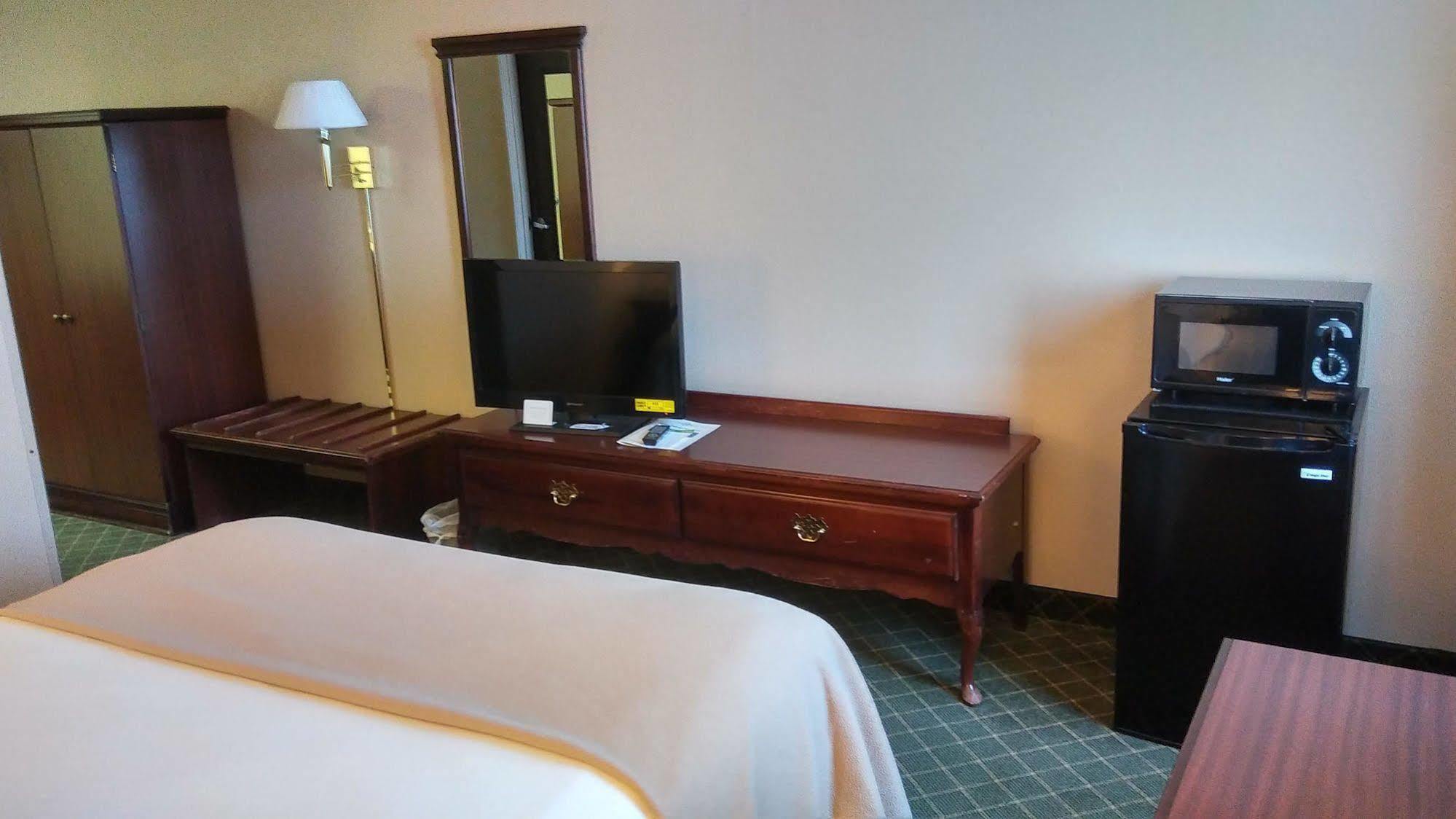 Briarwood Inn - Sparta Dış mekan fotoğraf