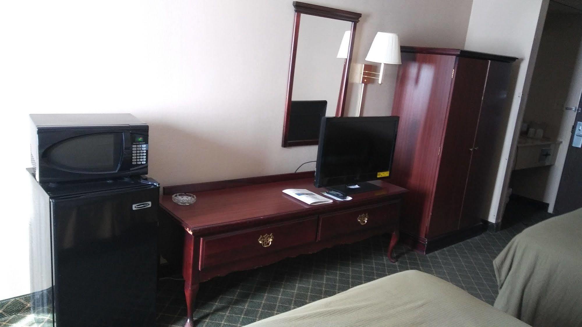 Briarwood Inn - Sparta Dış mekan fotoğraf